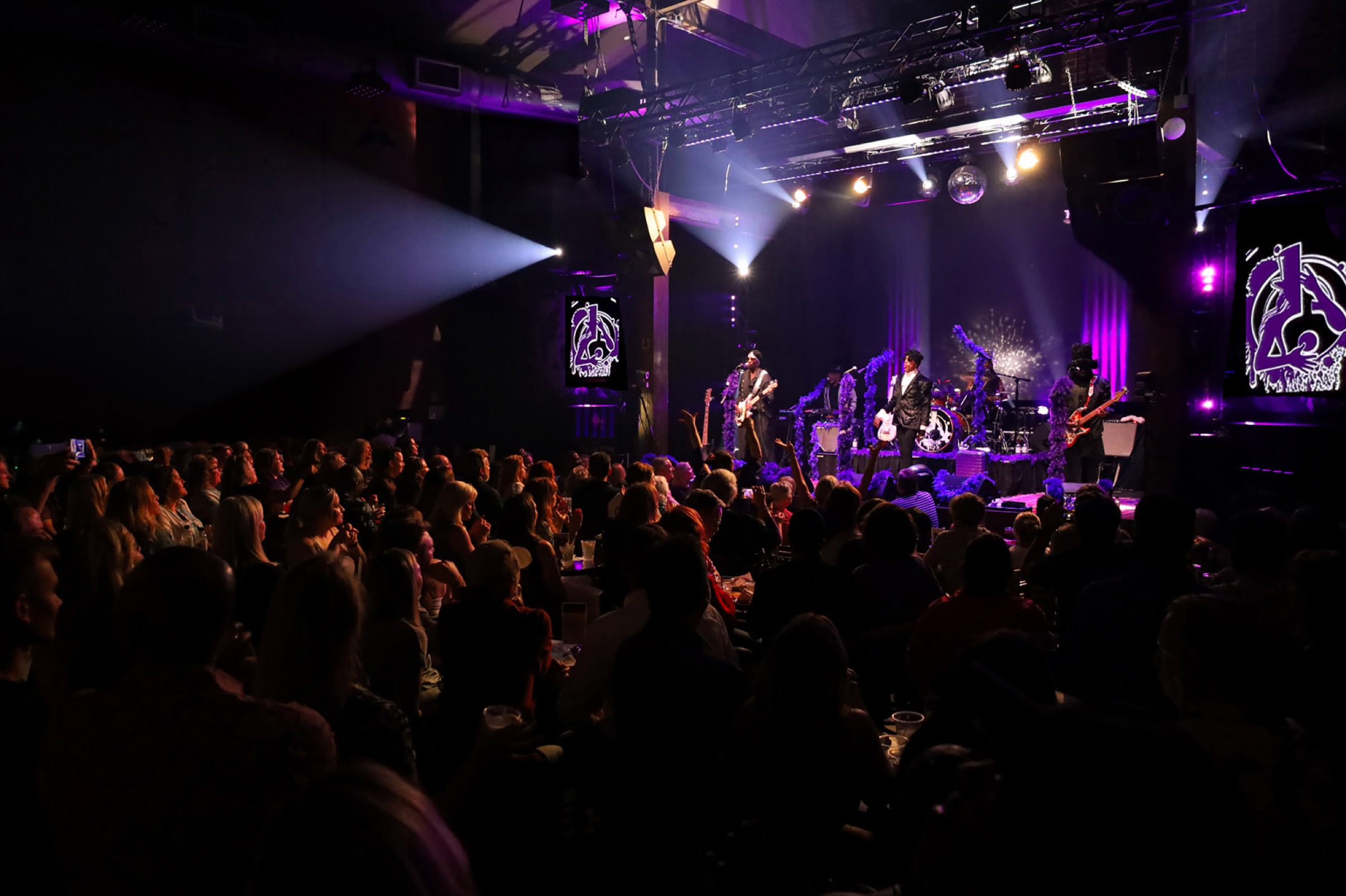 MadLife Stage & Studios — Live Music Venue, Restaurant & Recording